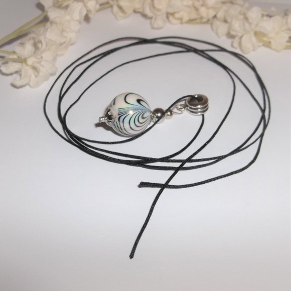 Cream Pendant Necklace, Cream Beaded Necklace, Funky Necklace, Jewelry NWT 7487 - Picture 5 of 6